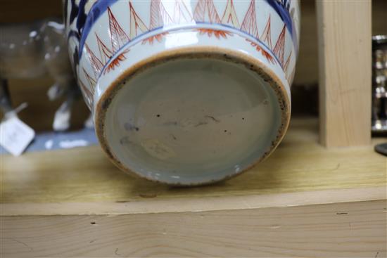 A Japanese Arita baluster vase, late 17th/early 18th century height 25.5cm